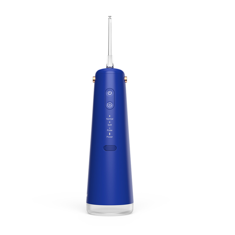 Experimenta la mejor higiene oral con el irrigador oral Flycat que se carga rápidamente en 4 horas