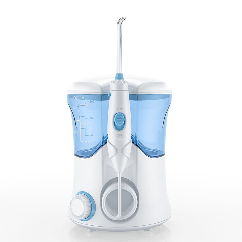 Agua oral oral Flosser del cuidado de Irrigator de la encimera de la familia con las bocas 7pcs