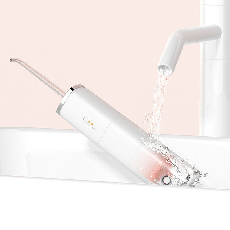 Limpieza profunda portátil de Sonic Cordless Water Flosser Rechargeable con cuatro bocas