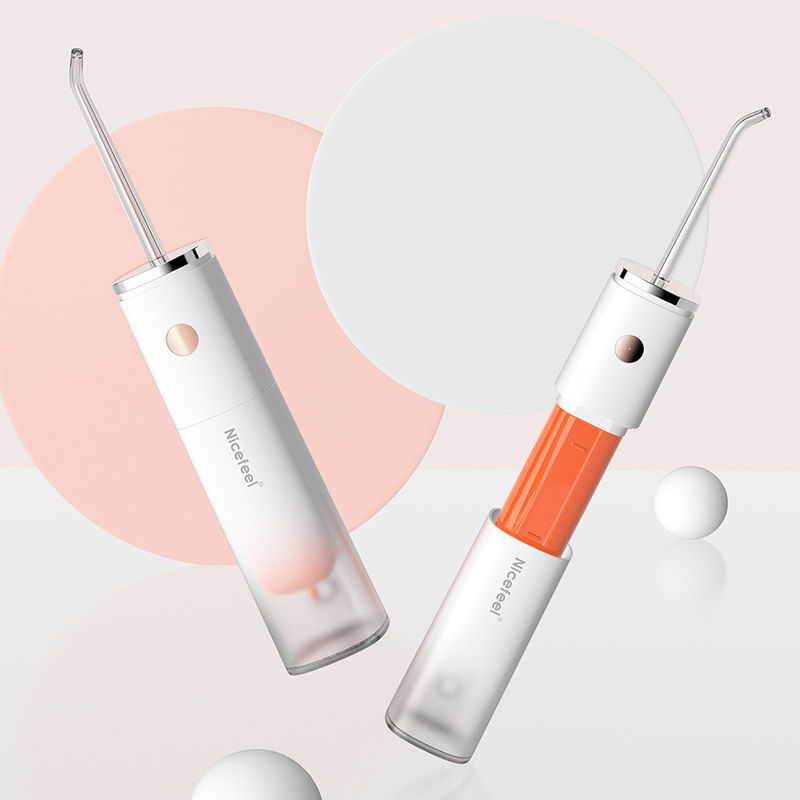 Limpieza profunda portátil de Sonic Cordless Water Flosser Rechargeable con cuatro bocas